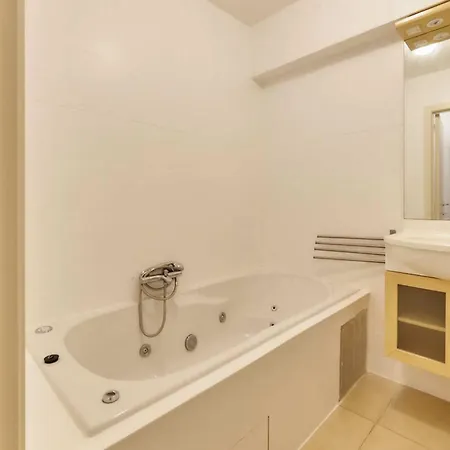 شقة Huswell - Family Duplex Near *